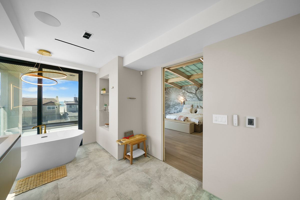 Building Photo - 1500 Ocean Dr