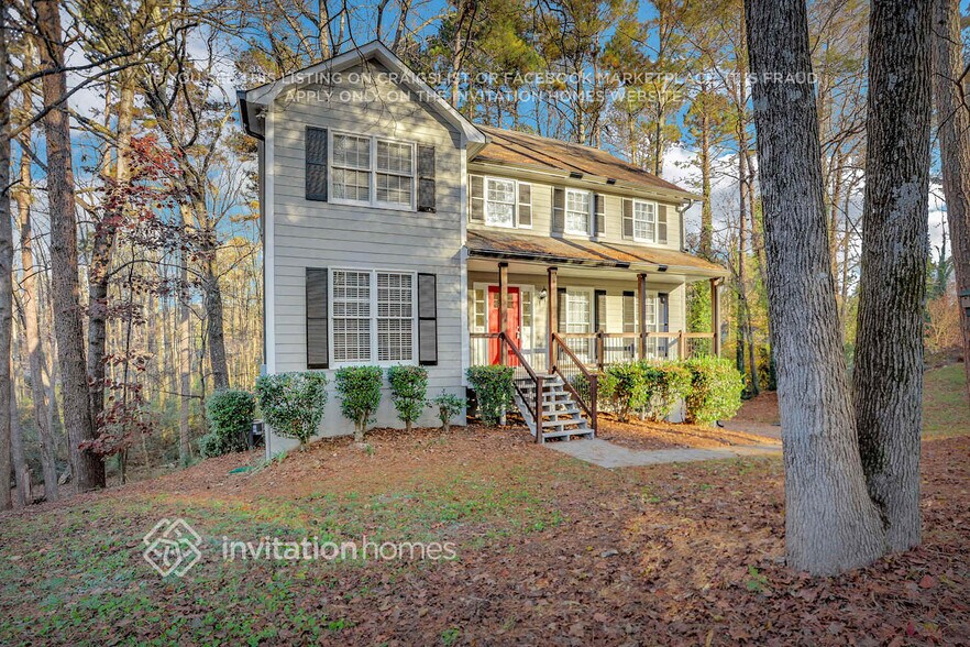 Building Photo - 2312 Marneil Dr NE
