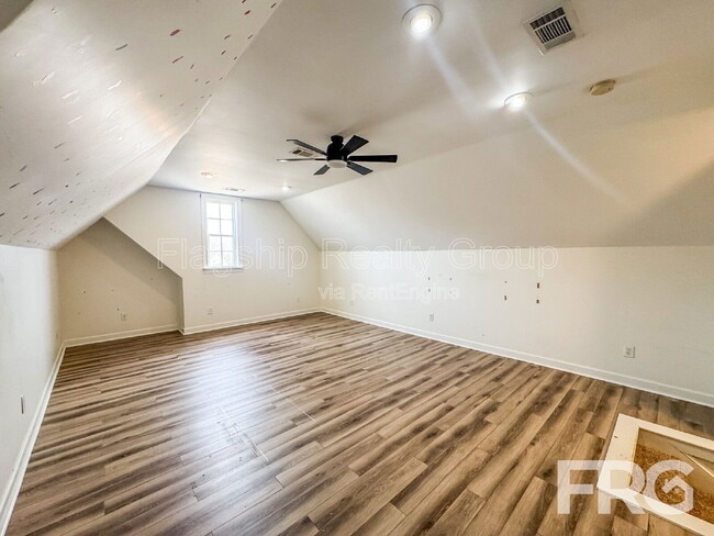 Building Photo - 115 Remount Rd