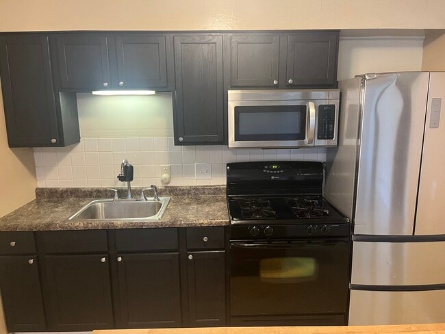 Building Photo - Market Street