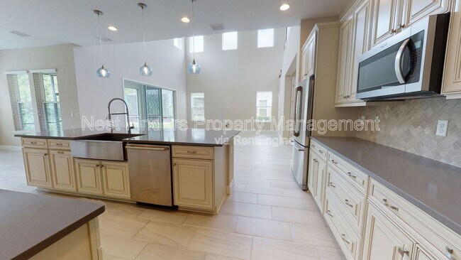 Building Photo - 85 Callisto Way