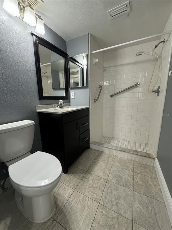 Building Photo - 13815 Timberland Dr