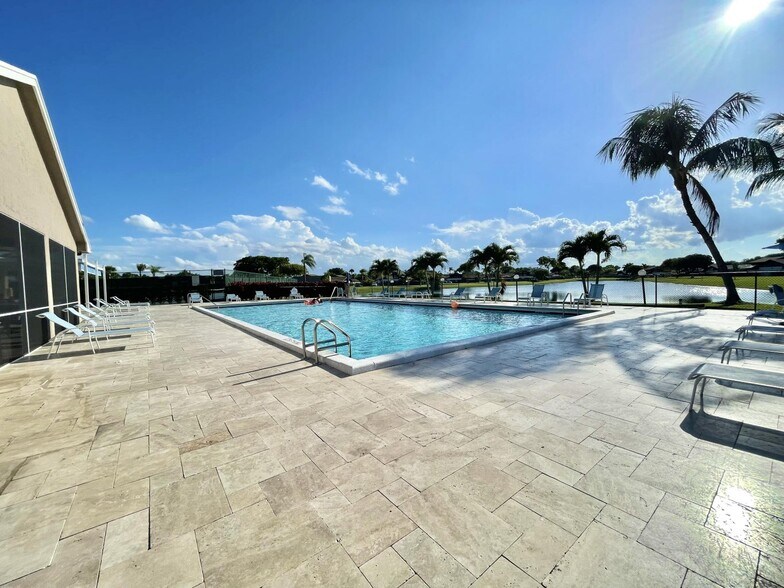 Building Photo - 9663 Boca Gardens Cir N