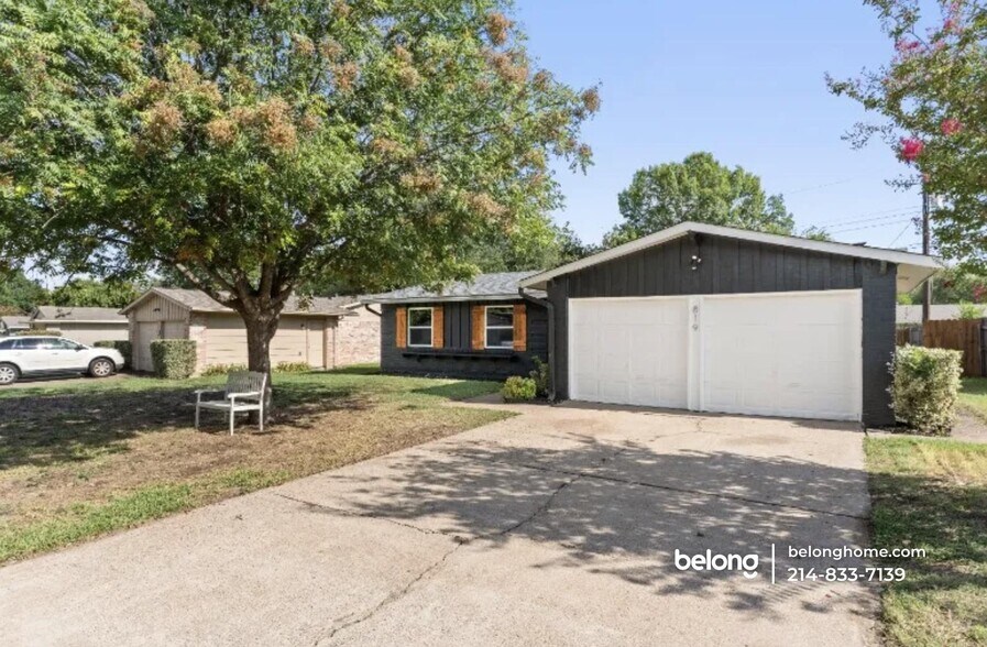 Building Photo - 819 Wateka Way