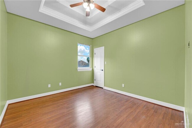 Building Photo - 3218 Lerma Dr