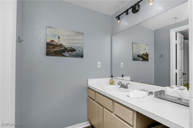 Building Photo - 23500 Walden Center Dr