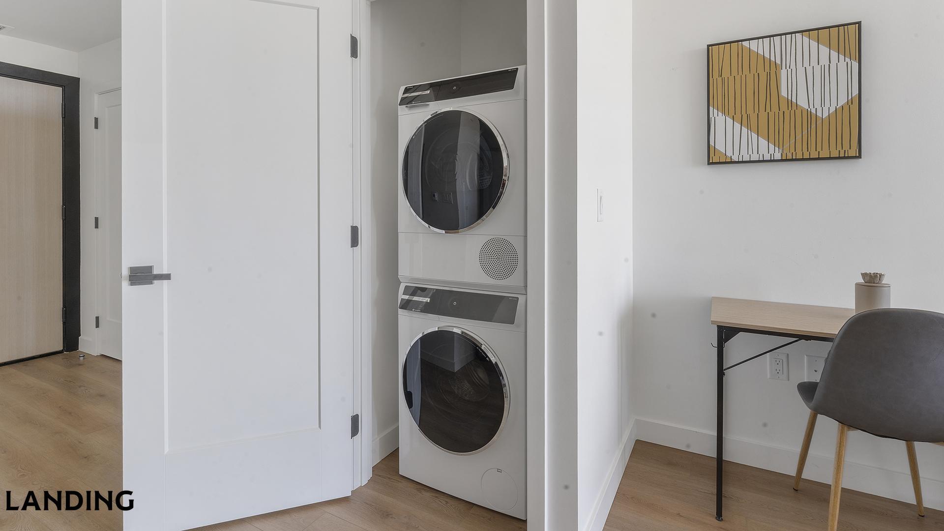 Building Photo - 632 Howard Rd SE