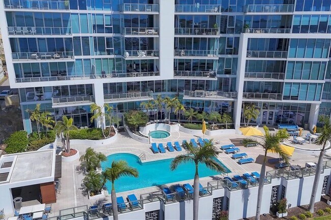 Building Photo - 1155 N Gulfstream Ave