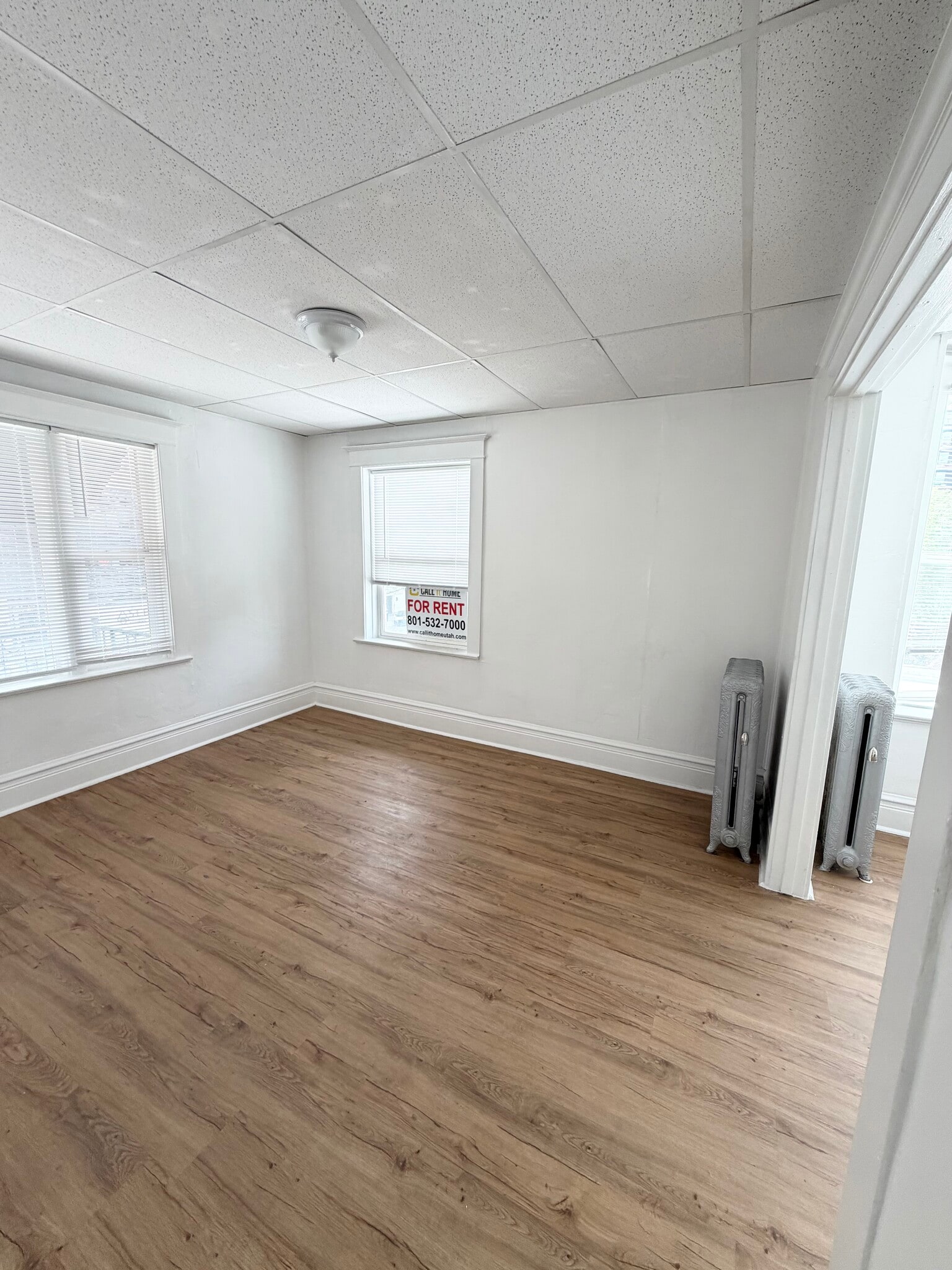 Building Photo - 251 E Broadway