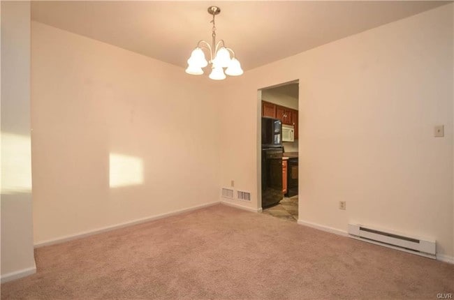 Building Photo - 1930 Cricklewood Cove