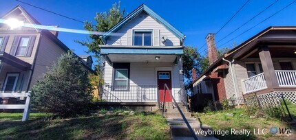 Building Photo - Newly Renovated House in Norwood