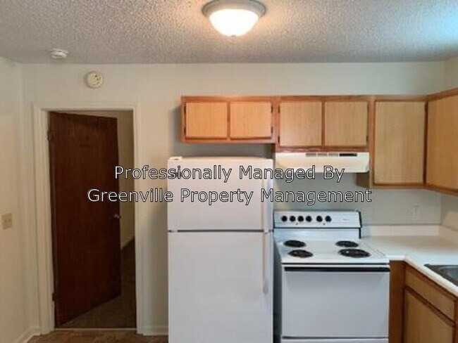 Building Photo - 714 Patton Cir