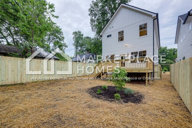 Building Photo - 1843 Meade Ave