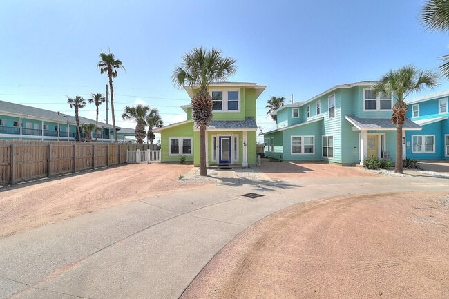 Building Photo - 2606 Eleventh Street-SI ID1023248P