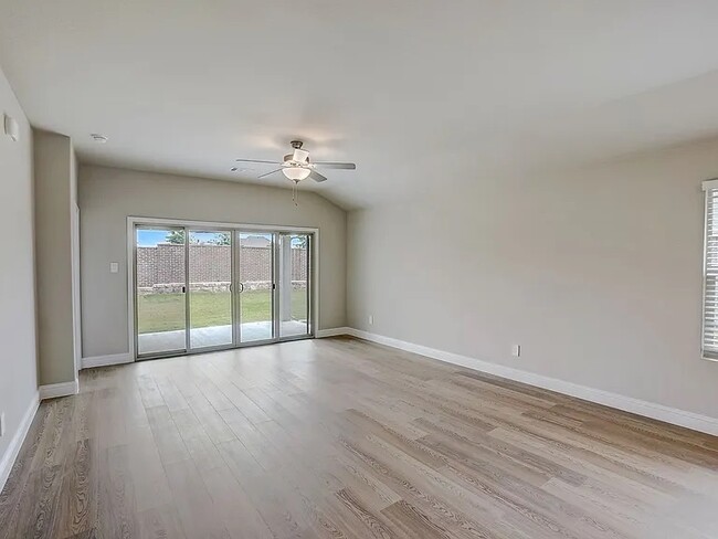 Building Photo - 1209 Gardendale Holw Ln
