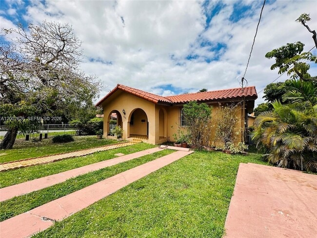 Building Photo - 6241 SW 2nd St