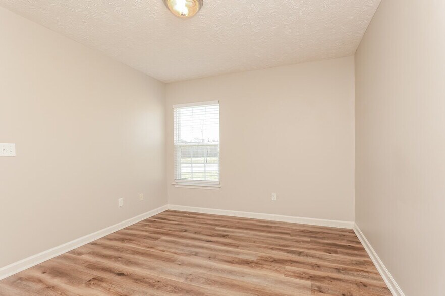 Building Photo - 4020 Sequoia Trail