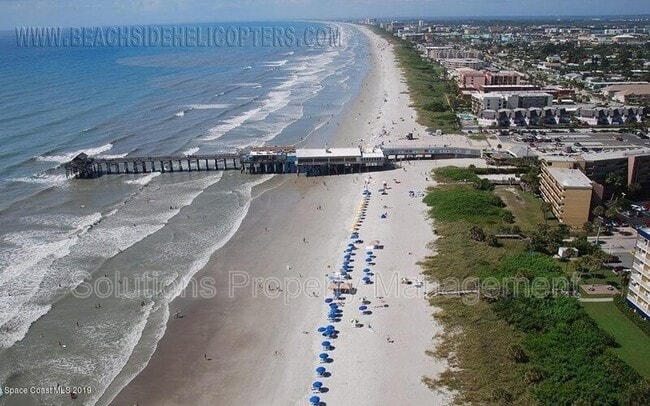 Building Photo - 4700 Ocean Beach Blvd