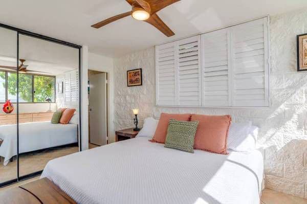 Building Photo - 2255 Kalakaua Ave