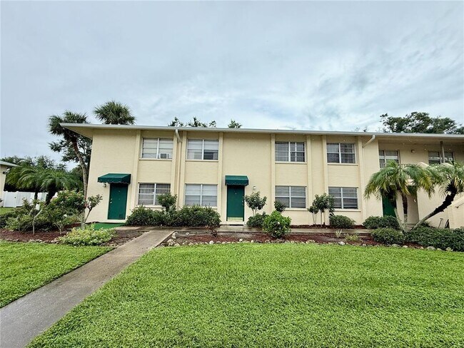 Primary Photo - 4805 Rilma Ave