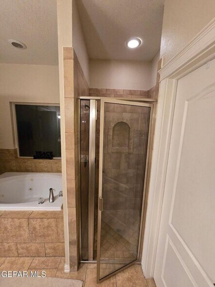 Building Photo - 3713 Star Beach Ln