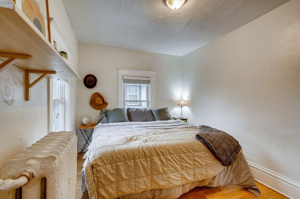 Building Photo - 3405 Minnehaha Ave