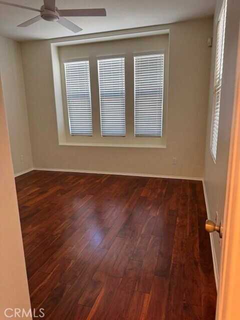 Building Photo - 1133 Shady Creek Dr