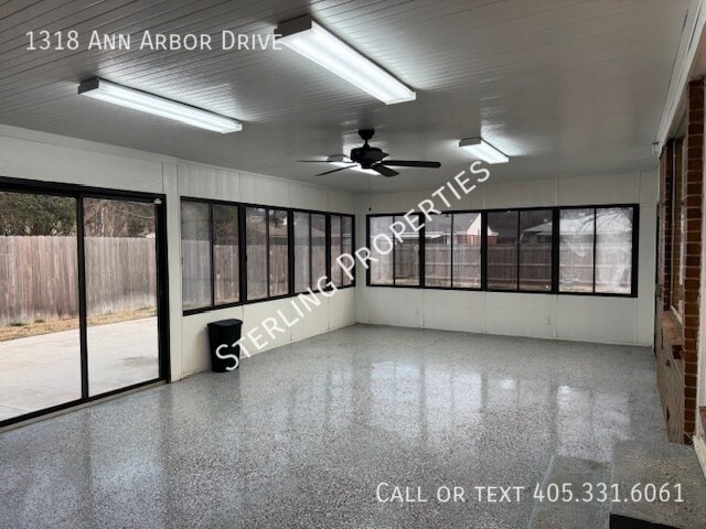 Building Photo - 1318 Ann Arbor Dr