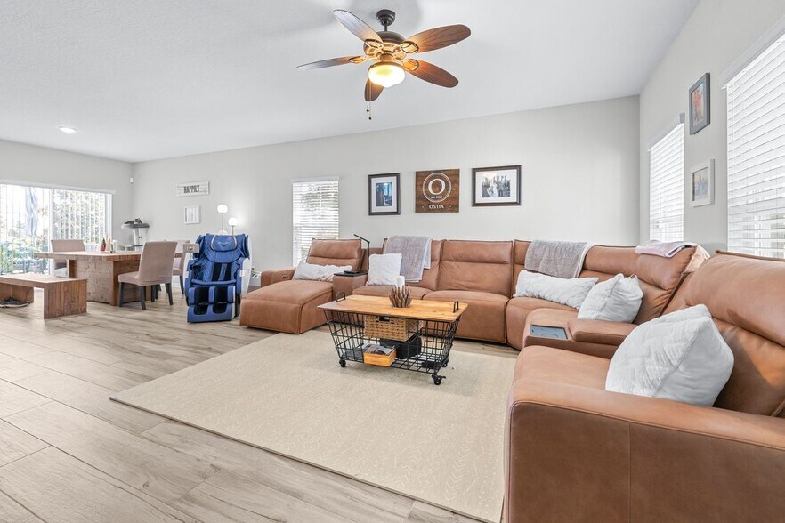 Building Photo - 13030 Boggy Creek Dr