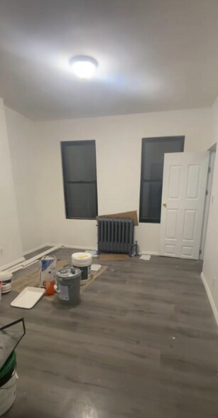 Primary Photo - 1430 Flatbush Ave