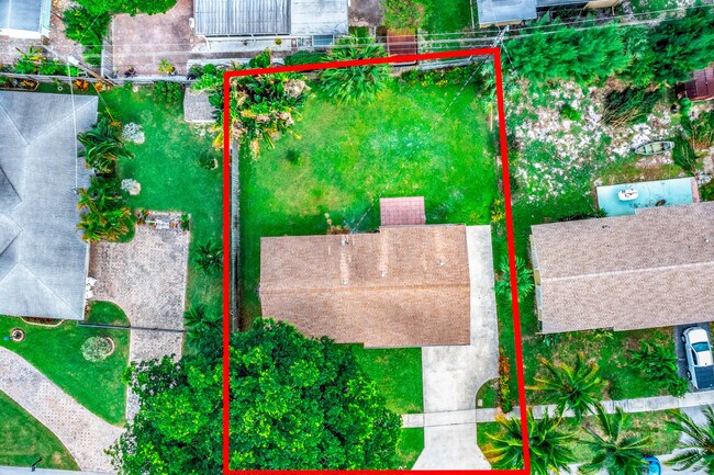 Building Photo - 525 Ibis Dr