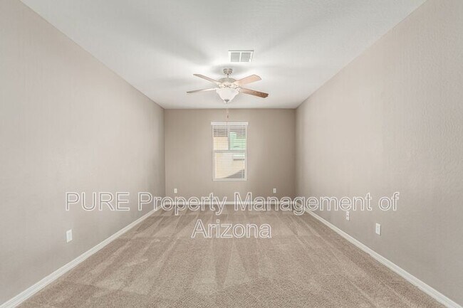 Building Photo - 1423 N Balboa