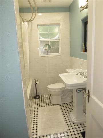 Building Photo - 5946 Morningside Ave