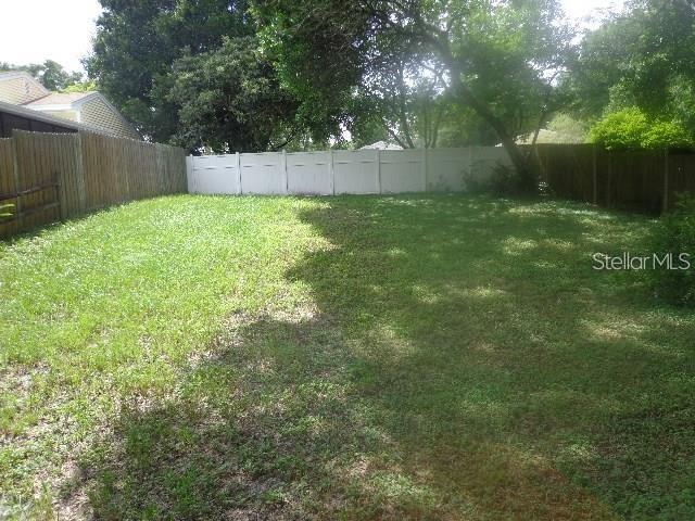 Building Photo - 3874 Lake Shore Dr