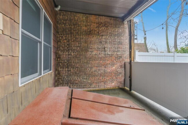 Building Photo - 12 Dempsey Ave