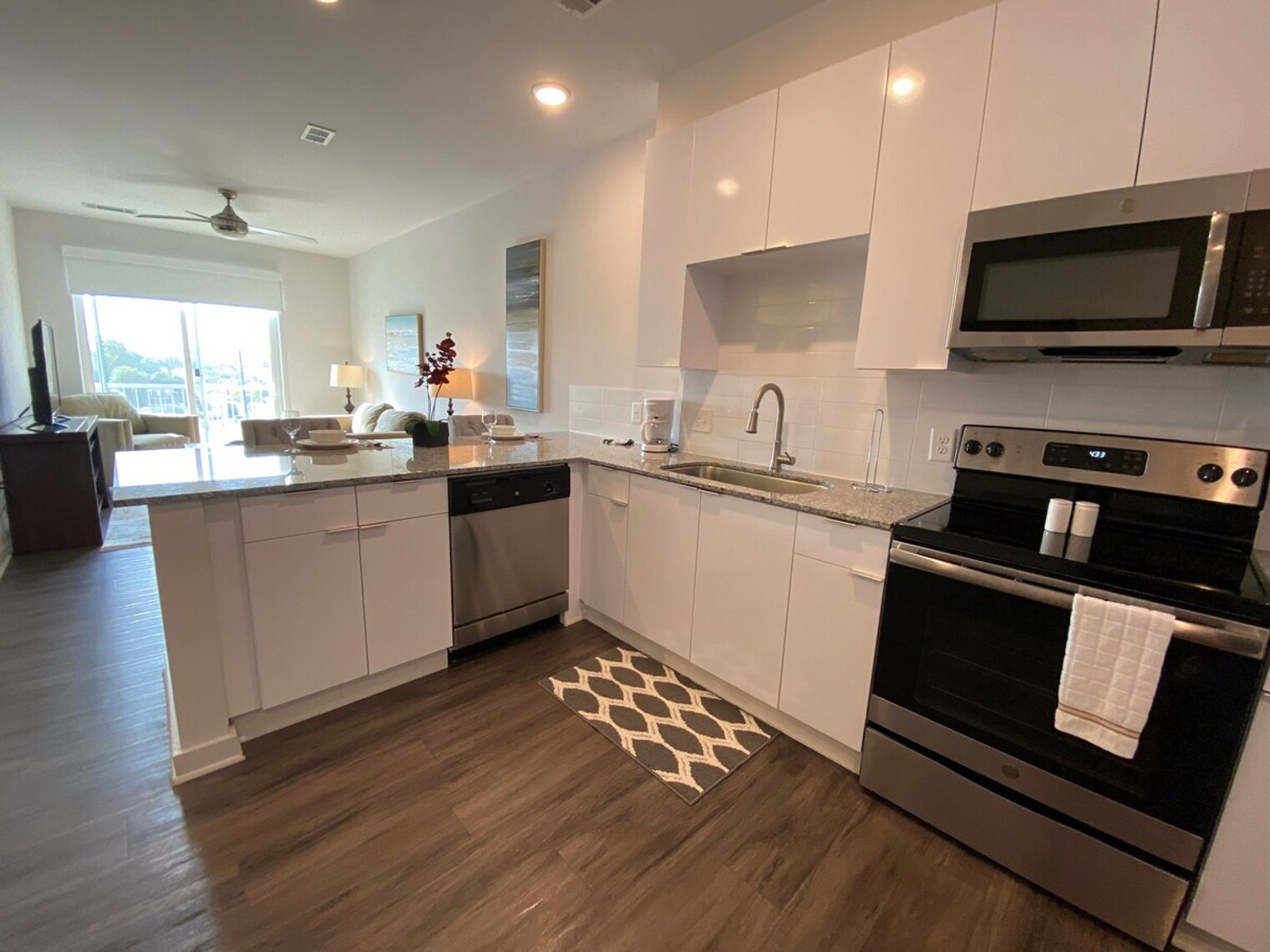 Building Photo - 1301 Spring St NW