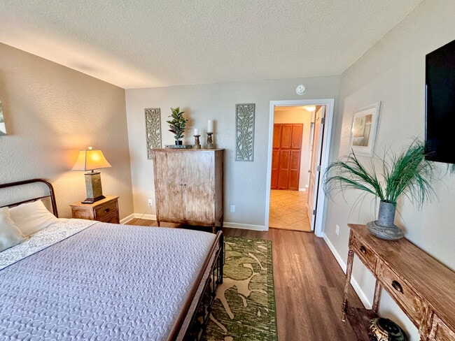 Building Photo - 215 Atlantic Ave