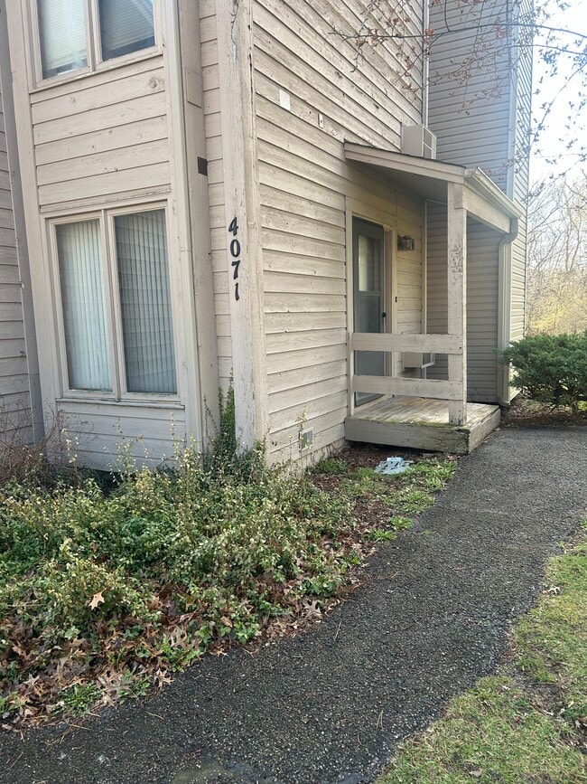 Building Photo - 4071 Applewood Ln