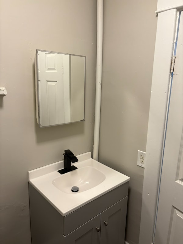 Building Photo - 3130 N Park Ave