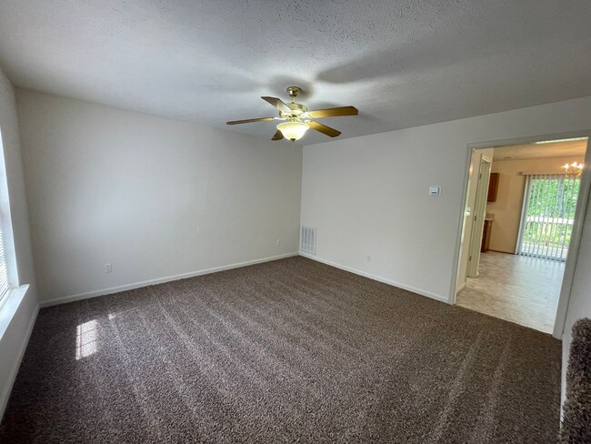 Building Photo - 1206 Long Meadows Dr