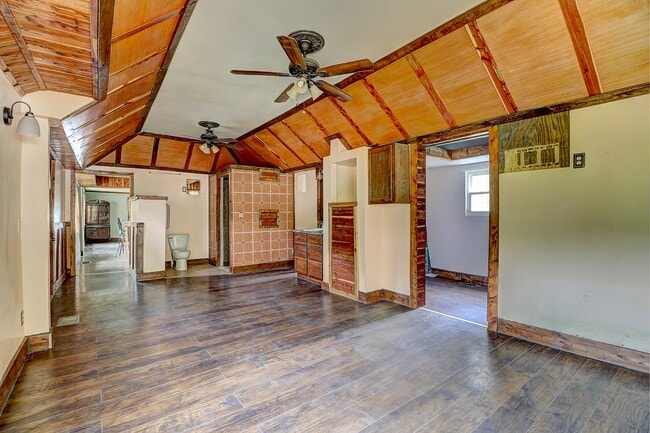 Building Photo - 3601 Kidd Ln