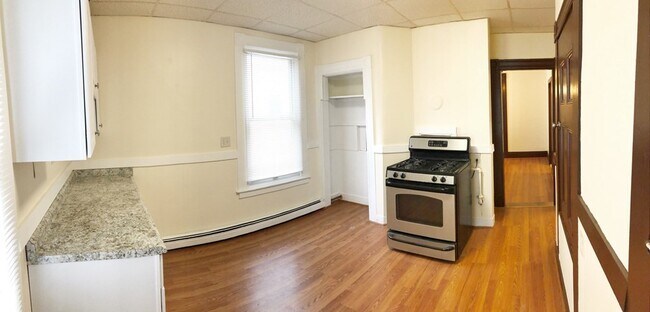 Building Photo - 212 Lexington St