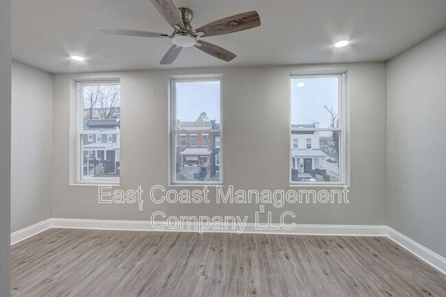 Building Photo - 2619 Loyola Northway