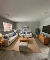 Building Photo - 1111 NW 19th Ave