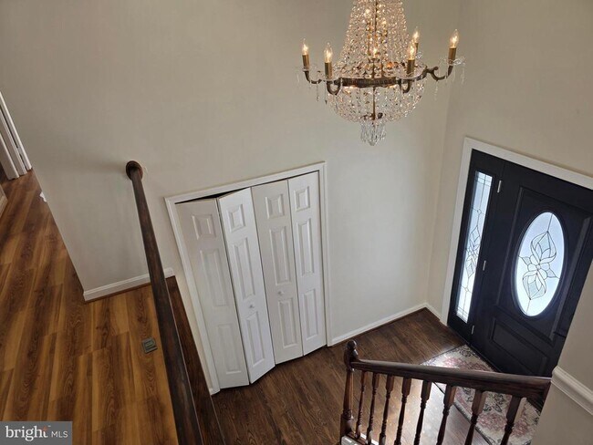 Building Photo - 10217 McKean Ct