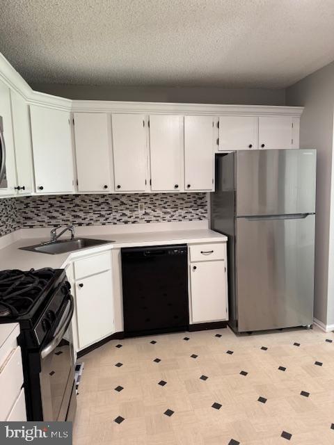 Building Photo - 27 Mendrey Ct