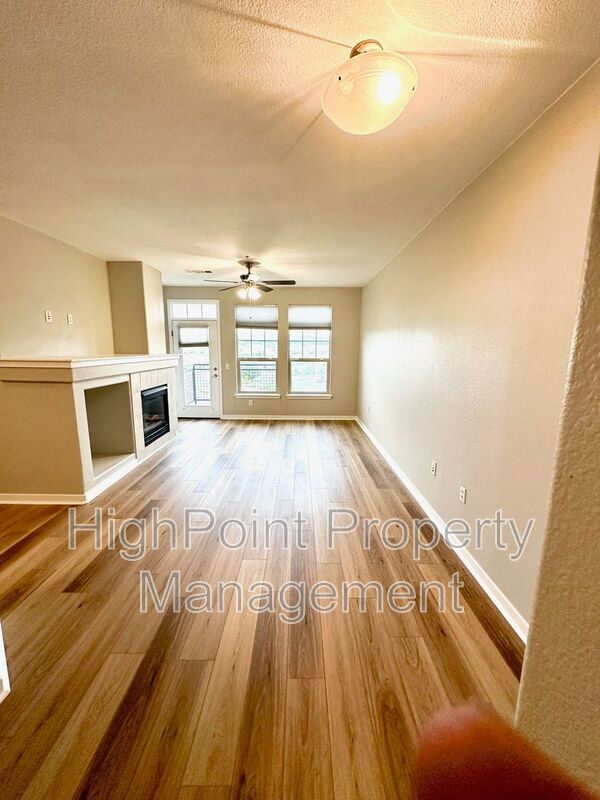 Building Photo - 13456 Via Varra