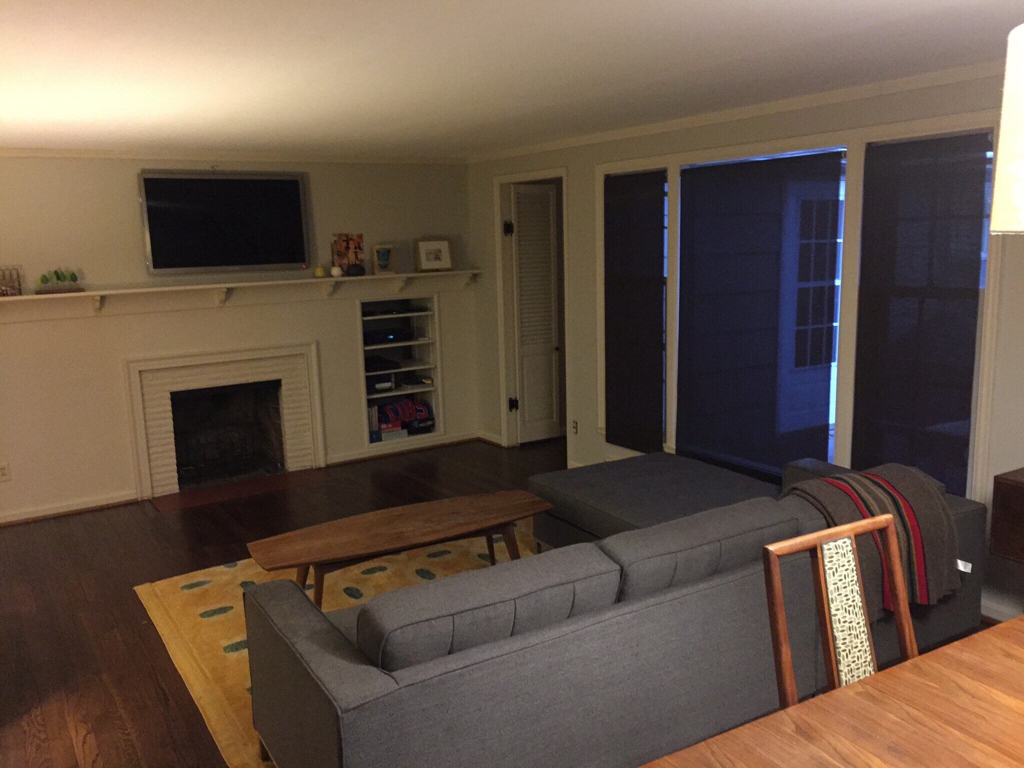 Building Photo - 2711 W 71st Terrace