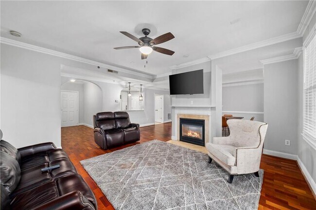 Building Photo - 1735 W Peachtree St NE
