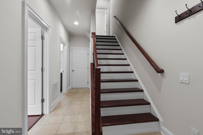 Building Photo - 42735 Telford Terrace